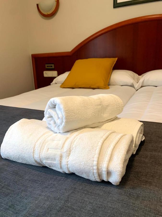 Hotel - Apartamentos Pena Santa Benia De Onis エクステリア 写真