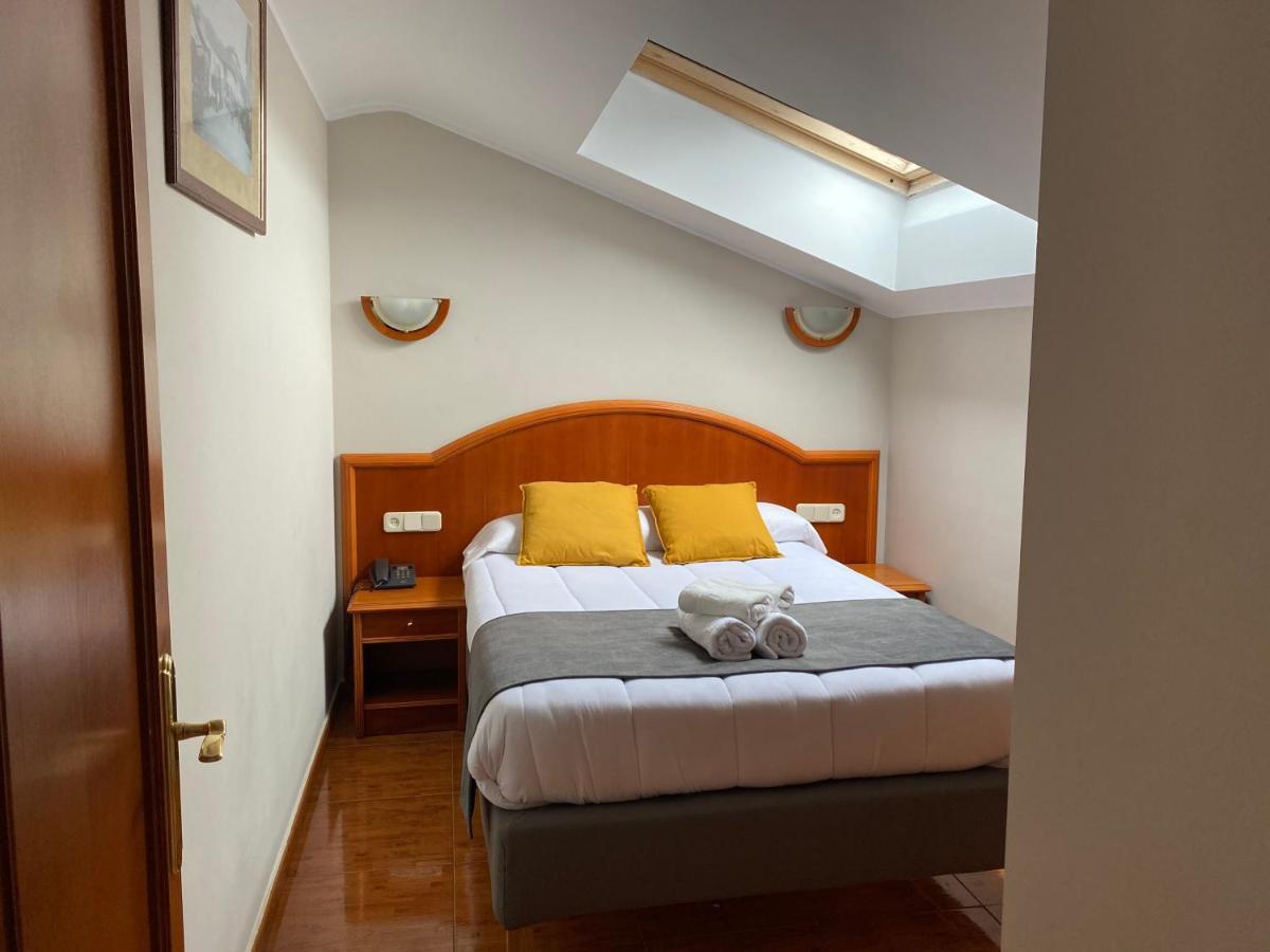 Hotel - Apartamentos Pena Santa Benia De Onis エクステリア 写真