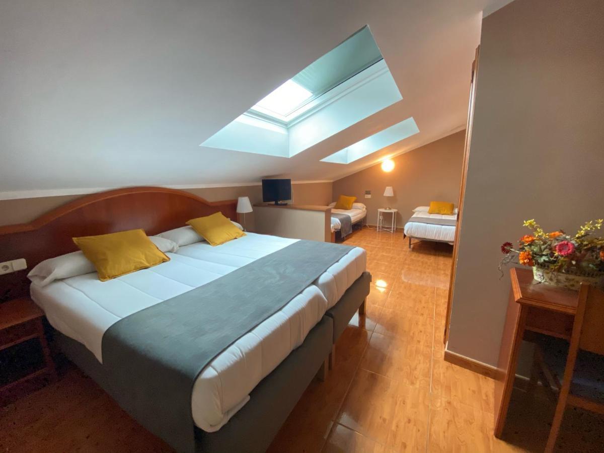 Hotel - Apartamentos Pena Santa Benia De Onis エクステリア 写真